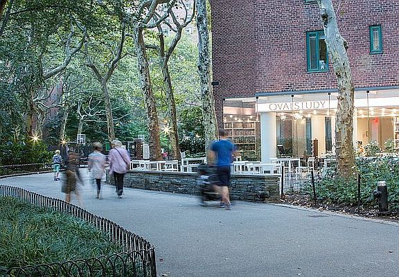 4th image of 2 Stuyvesant Oval APT 5G