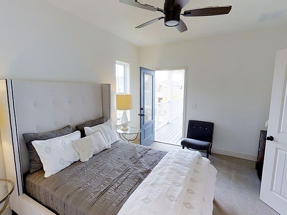 Weslyn Park - Emory Interior Image 5