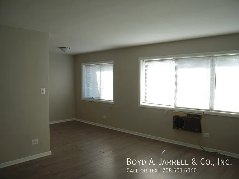 954 E 84th Pl #3 — Photo 14