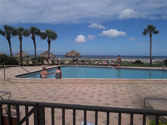 5th image of 1460 Gulf Blvd APT 1003