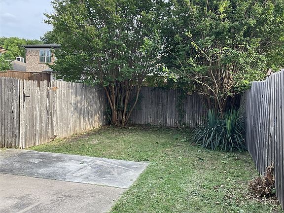 2nd image of 559 Lee Dr