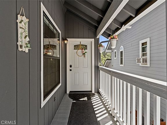 2nd image of 40603 Saddleback Rd