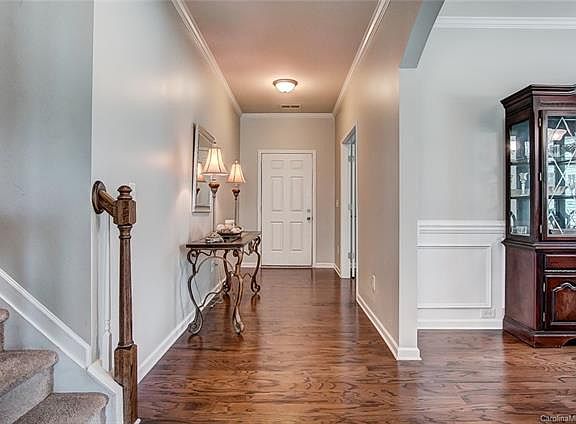 5th image of 1101 Wainscott Dr