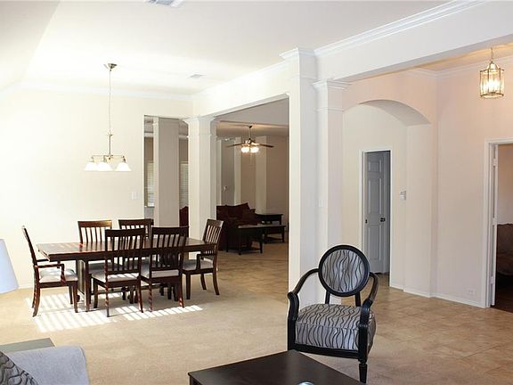 5th image of 2704 Fox Creek Trl