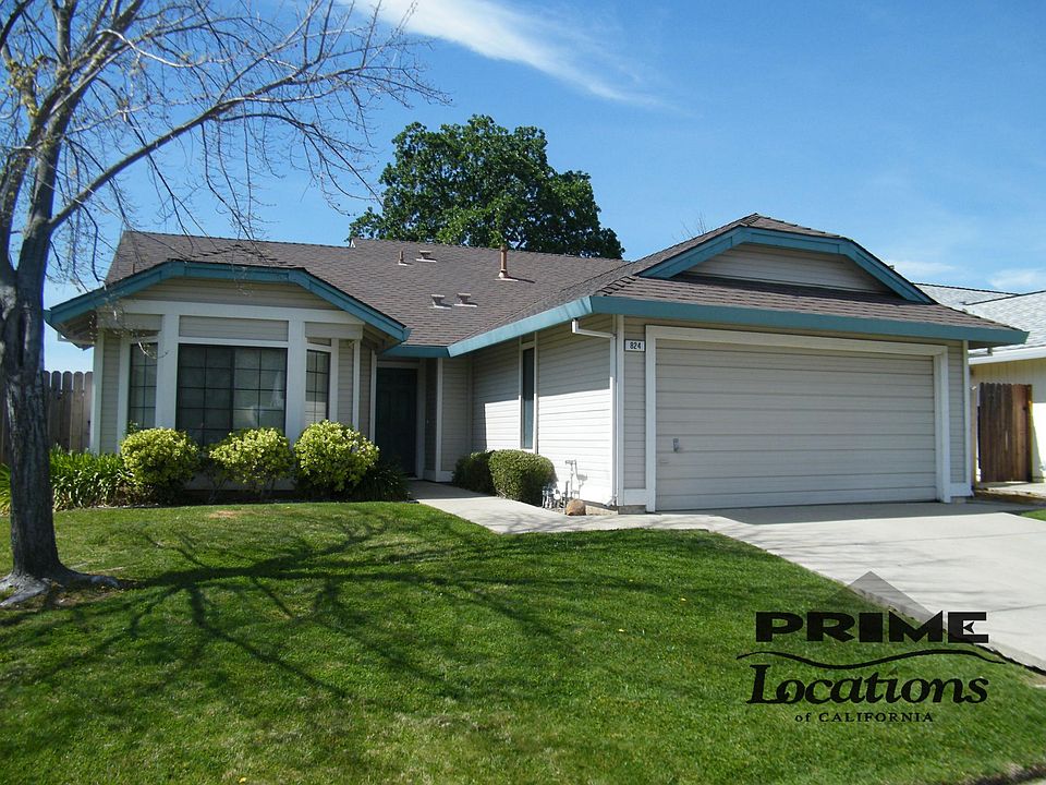 1st image of 824 Portside Cir