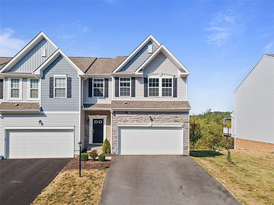1st image of 2109 Canterbury Dr