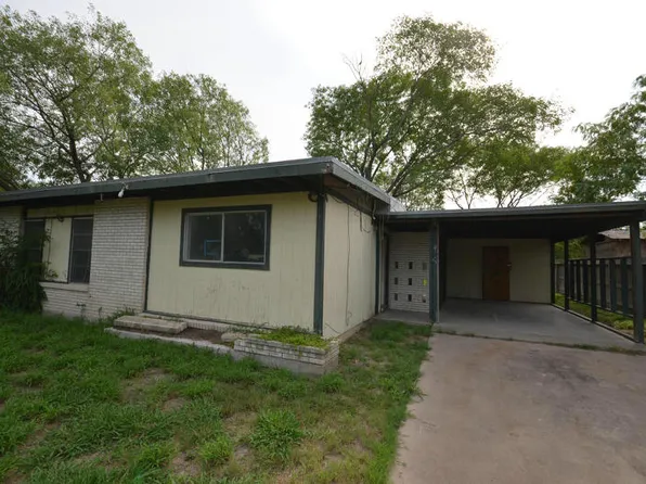 413 S 19th St, Kingsville, TX 78363