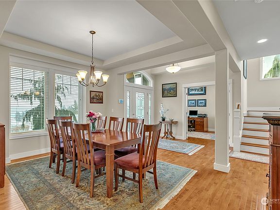 4th image of 2721 60th Street NW