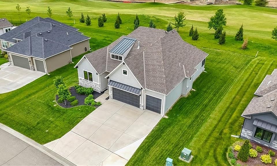 1st image of 4380 Aspen Dr