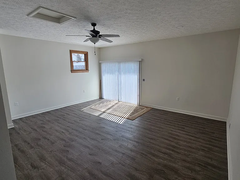 3824 E Diamond Ave — Photo 13
