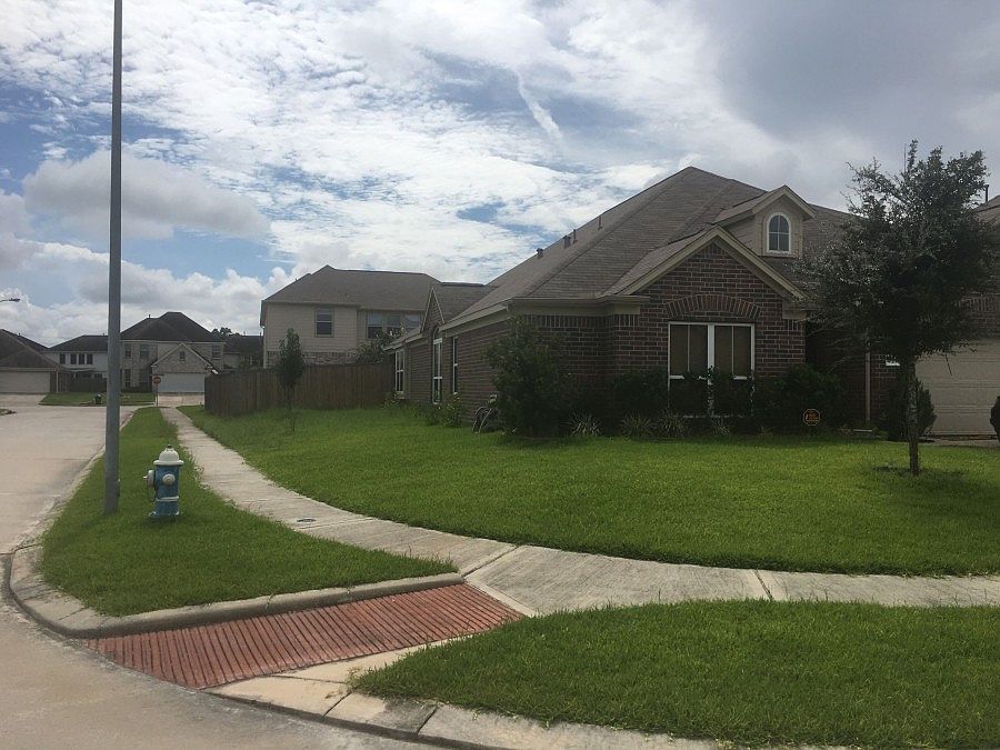 2nd image of 6726 Level Pond Ln