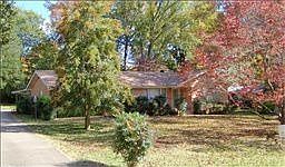 5th image of 437 Gaylewood Dr
