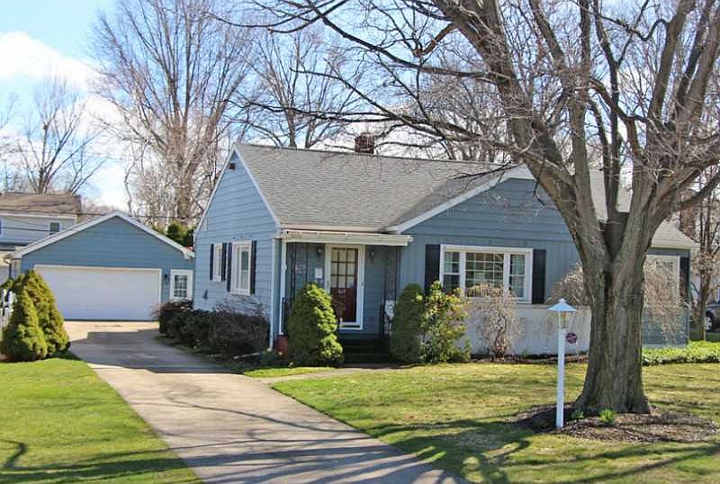 1st image of 617 California Dr