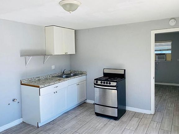 4th image of 1517 Mississippi St APT 3
