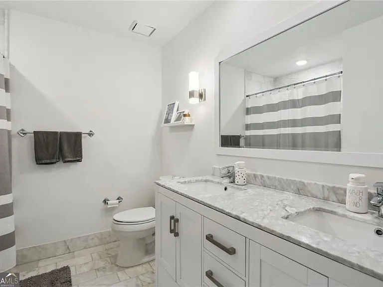 5684 River Oaks Pl NW — Photo 13