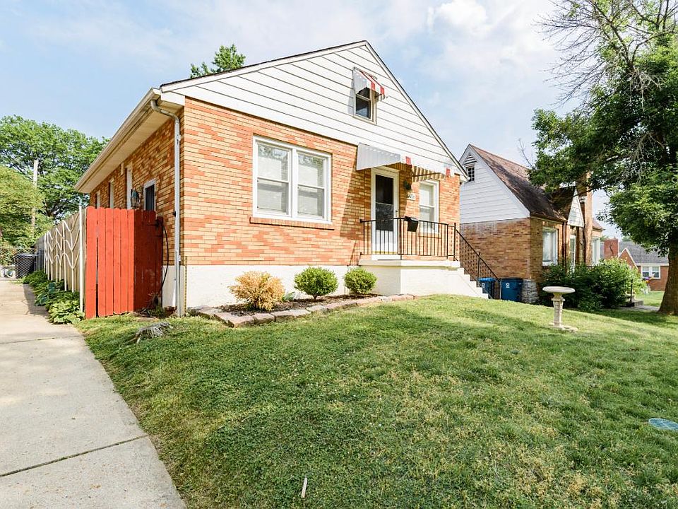 1st image of 2036 Hiawatha Ave