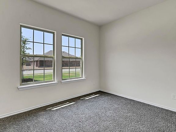5th image of 4012 Ripplewood Dr
