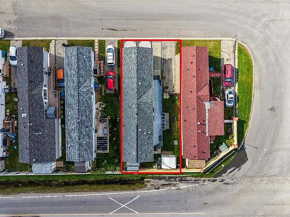 2nd image of 1101 84th St NE #402