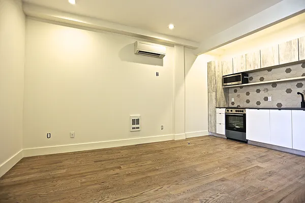 Rented by Nest Seekers International | media 71