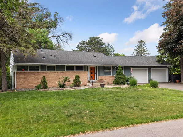5528 Merritt Cir, Edina, MN 55436