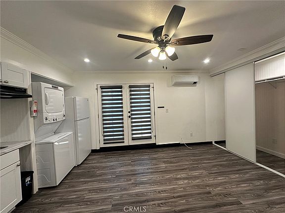 5th image of 320 N Lyman Studio