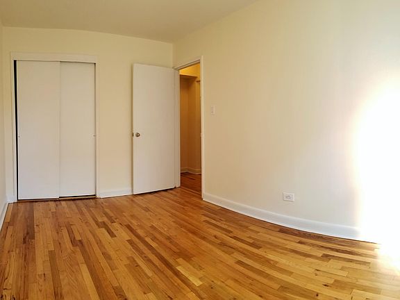 4th image of 4465 Kissena Blvd APT 3C