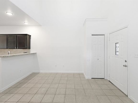 5th image of 2445 Monarch Dr Unit 1003