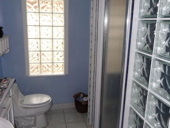 5th image of 837 Stonybrook Cir