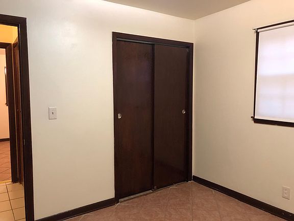 2nd image of 1602 Muldoon Dr #1