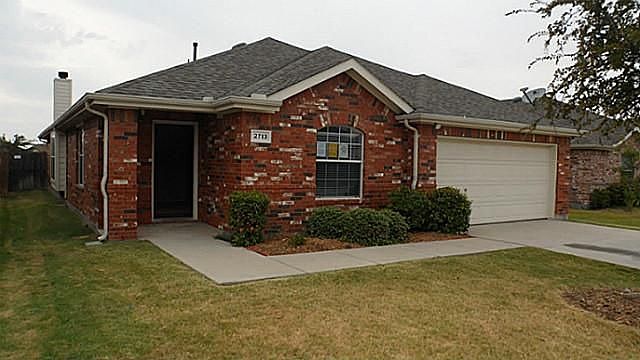 1st image of 2713 Lumina Dr