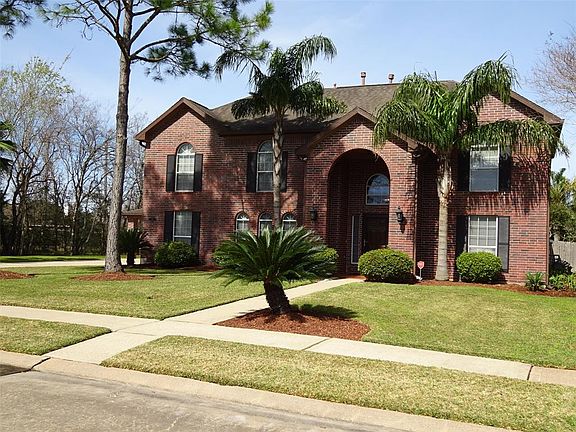 3rd image of 408 Claremont Crossing Dr