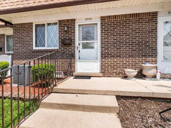 37110 S Aragona Dr #52, Clinton Township, MI 48036