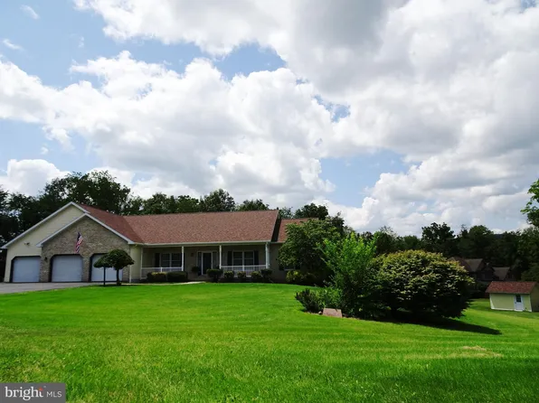 187 Willow Bend Dr, Bellefonte, PA 16823