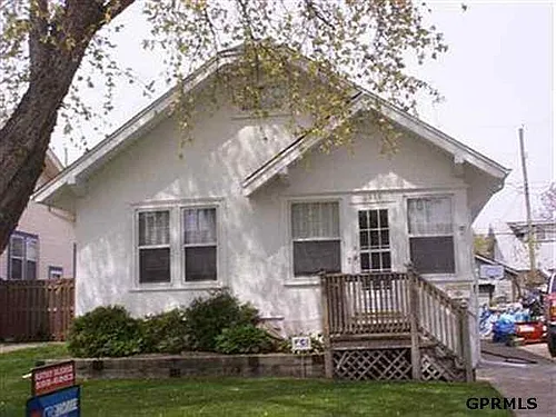 2866 Titus Ave Photo 1