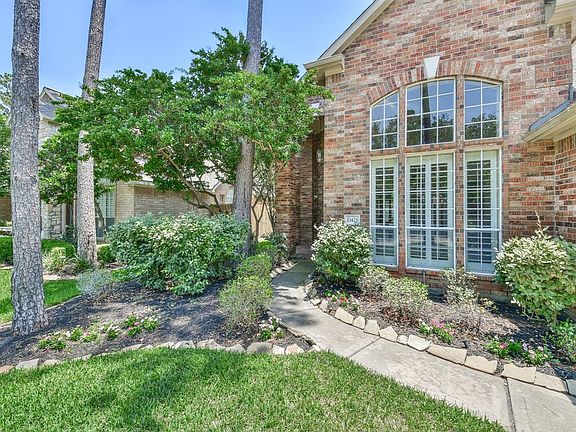 2nd image of 13423 Sterling Park Ln