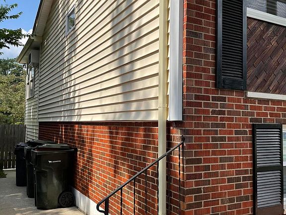 4th image of 3421 Holwyn Rd