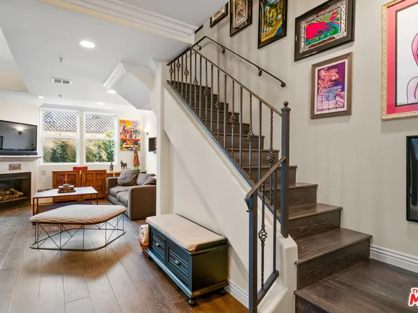 1050 N Edinburgh Ave APT 103, West Hollywood, CA 90046