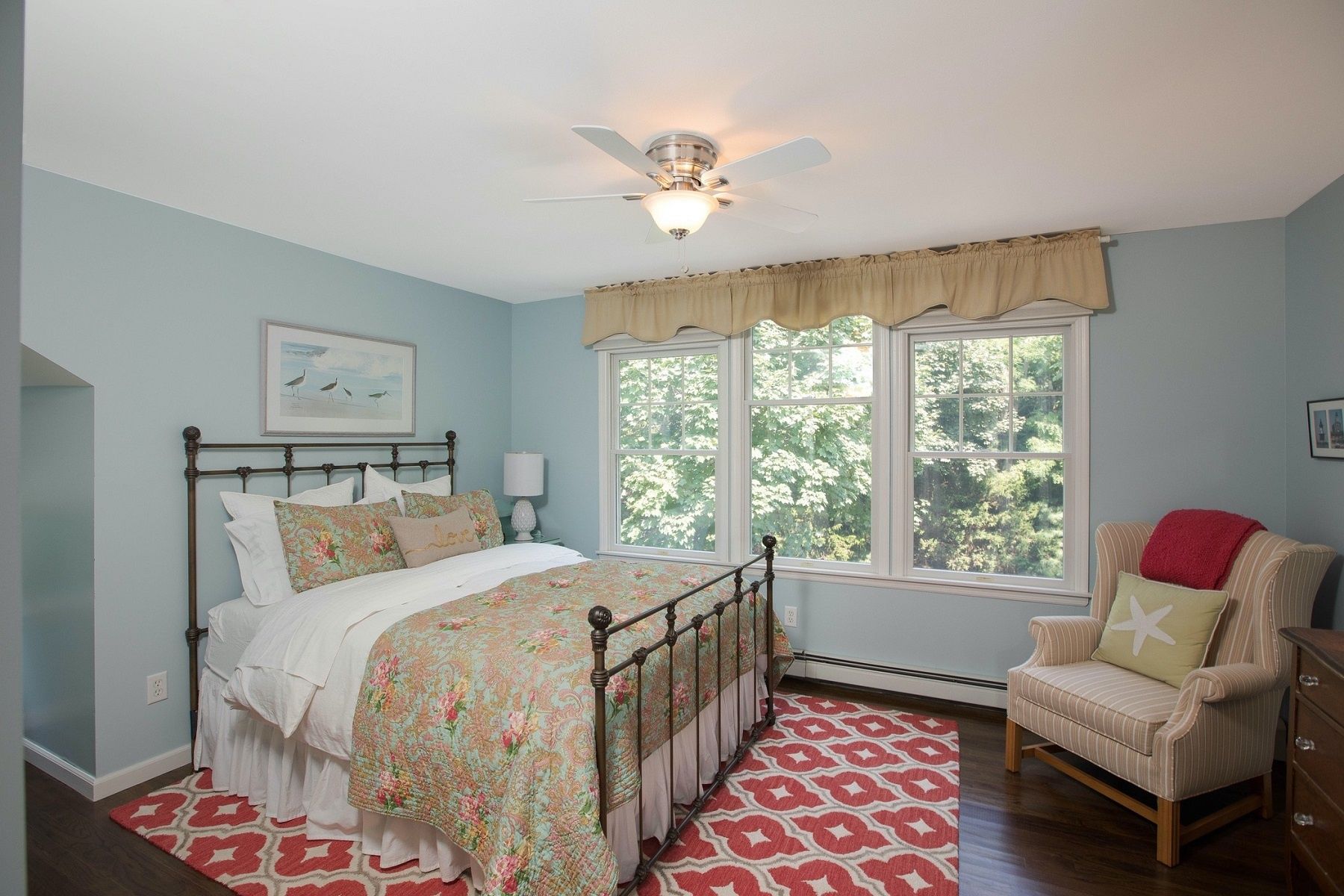 580 Skunk Ln, Cutchogue, NY 11935 Out East