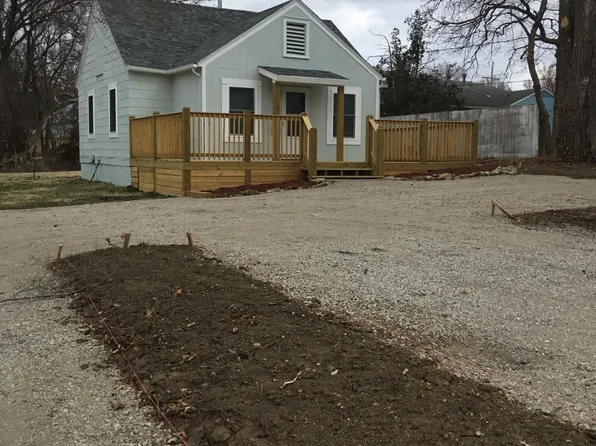 111 W Morse Ave, Bonner Springs, KS 66012