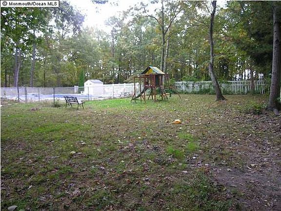 4th image of 226 Quail Ln S