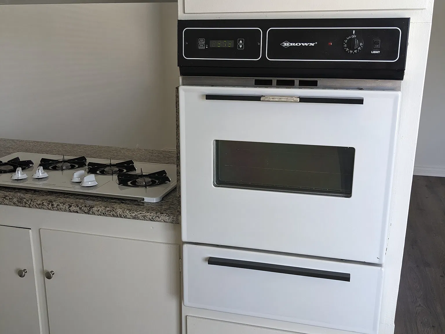 1 bed, 650 sqft, $1,975 — Photo 2