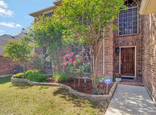 10249 Red Bluff Ln, Fort Worth, TX 76177