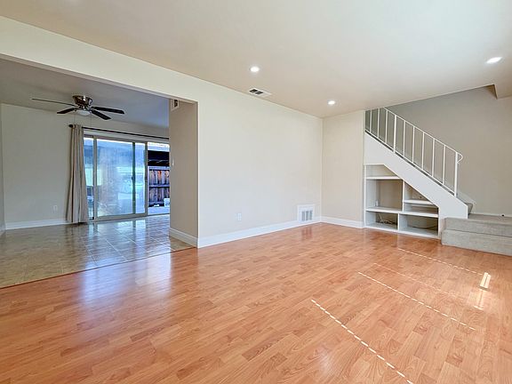 5th image of 8740 Woodman Way APT B