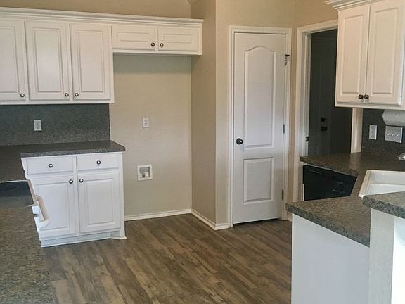 4th image of 1519 Nottingham Ave