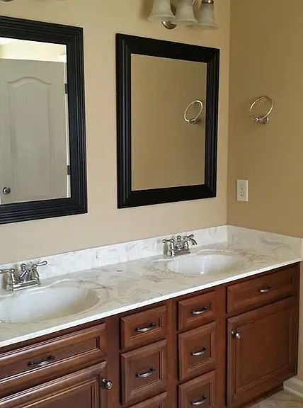 8709 Lindsey Ln — Photo 10