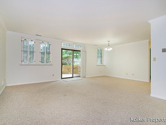 4th image of 2006 Wealthy St SE APT 3