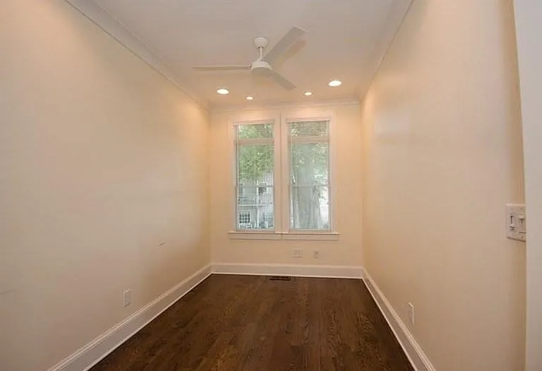 Office nook, off the kitchen