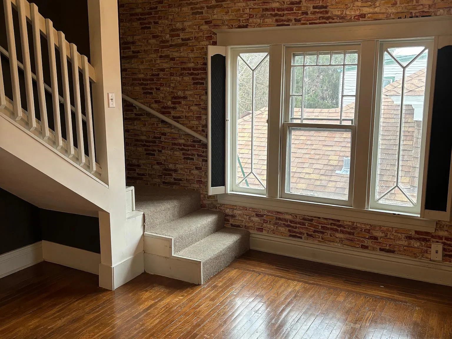 161 N Keats Ave — Photo 2