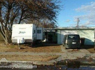 2812 W Wood Ave, Riverdale, CA 93656