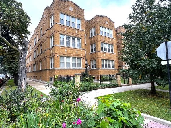 7433 N Hoyne Ave #2, Chicago, IL 60645